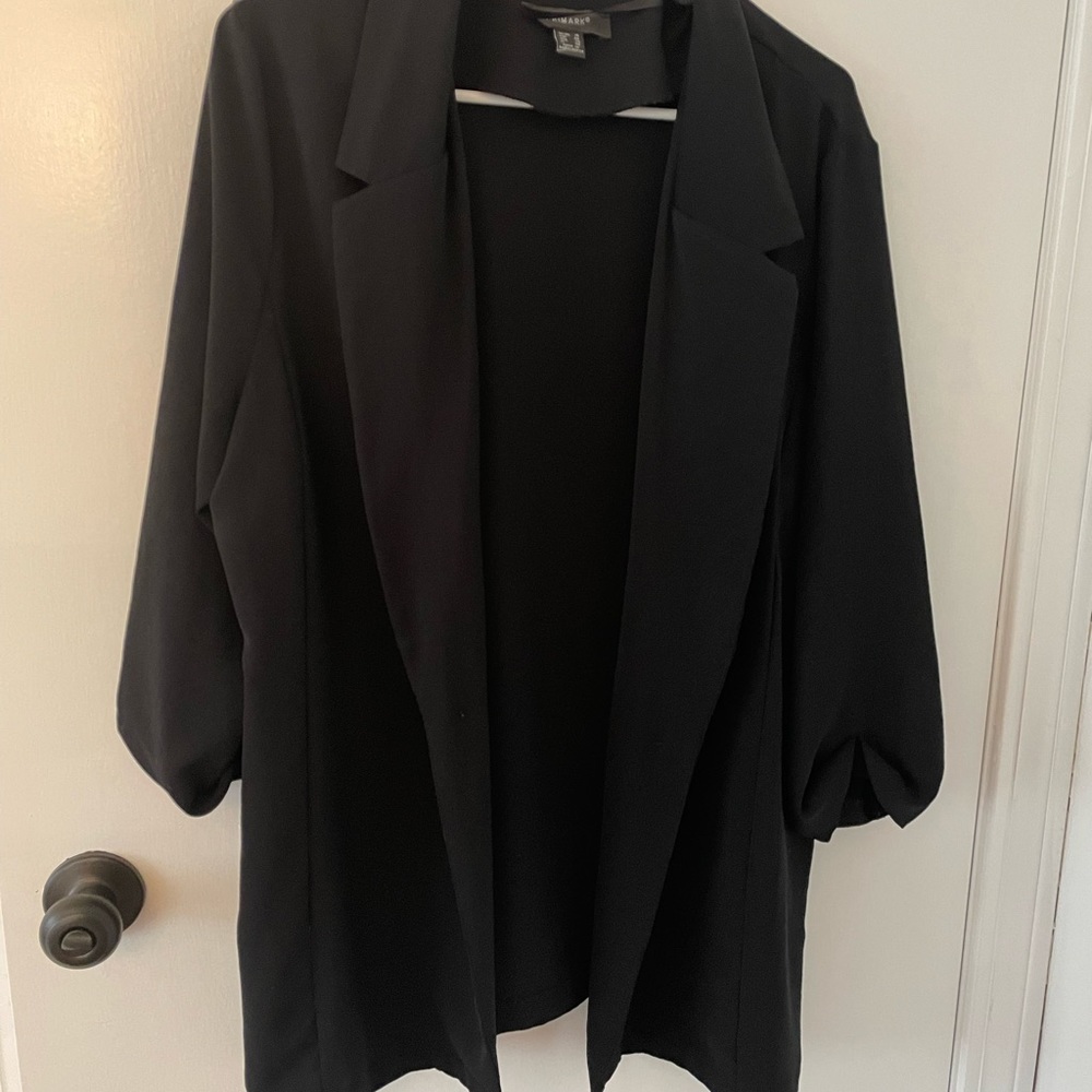 Lightweight oversized blazer